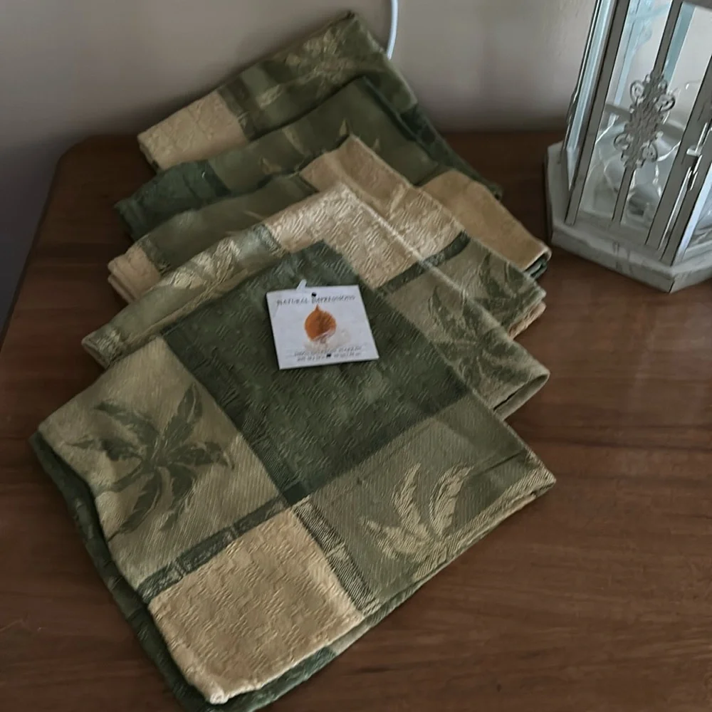 Palm tree napkins